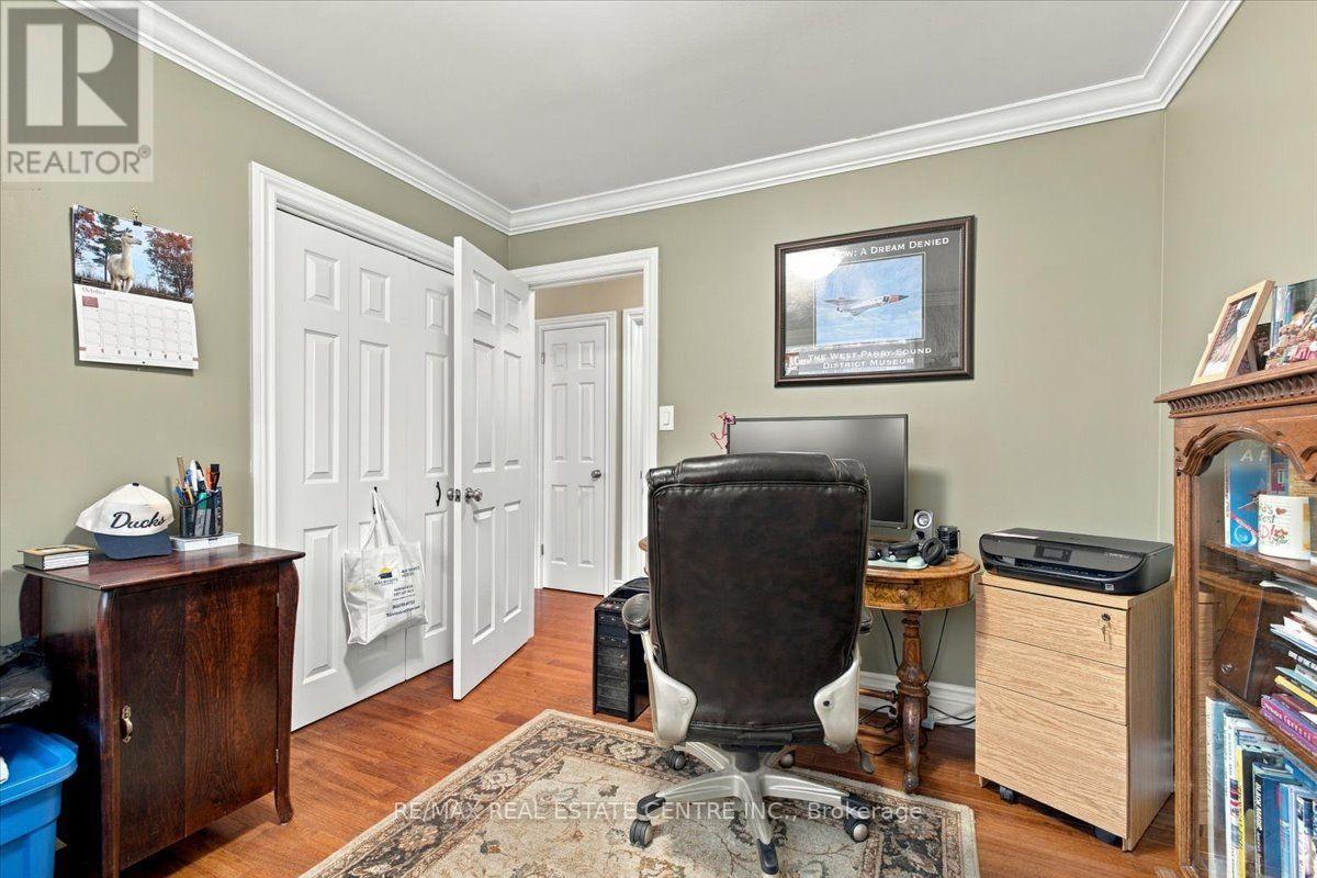 9032 32 Nd Side Road, Halton Hills (Ac Acton), Ontario  L7J 2L8 - Photo 23 - W14112764
