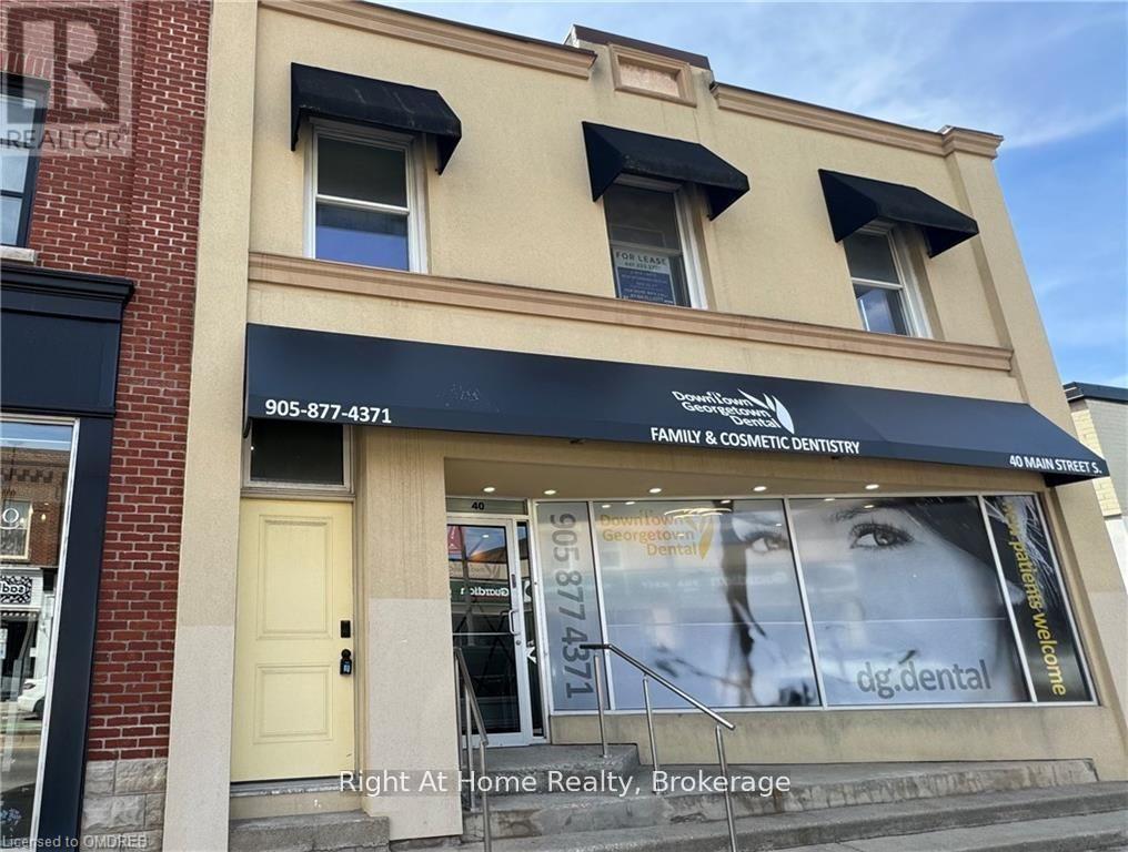44 Main Street S, Halton Hills (Georgetown), Ontario  L7G 3G4 - Photo 1 - W14113600