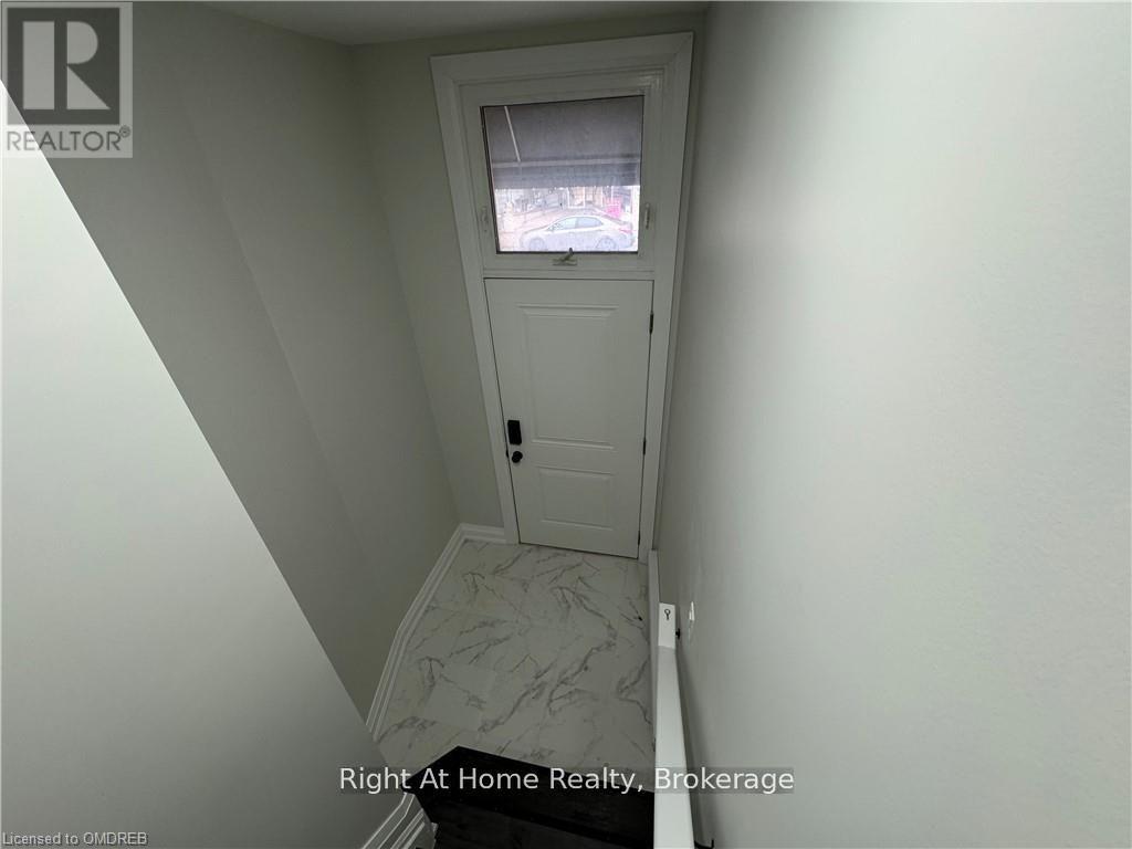 44 Main Street S, Halton Hills (Georgetown), Ontario  L7G 3G4 - Photo 17 - W14113600
