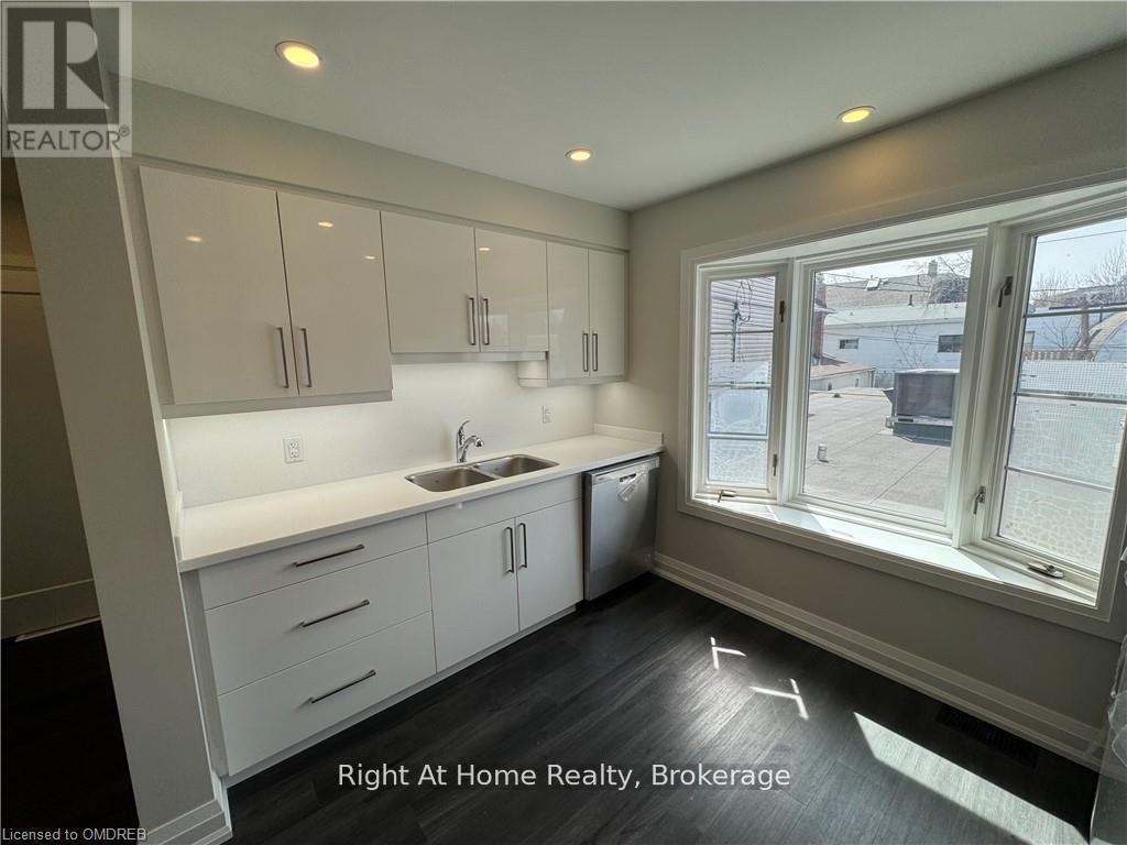 44 Main Street S, Halton Hills (Georgetown), Ontario  L7G 3G4 - Photo 4 - W14113600