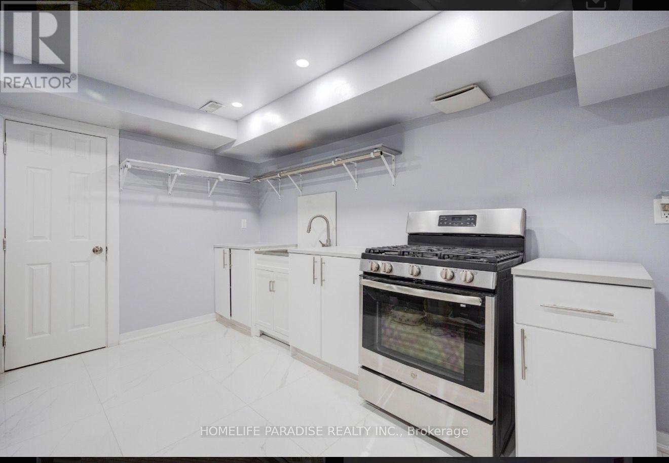 11 Oak Street, Halton Hills (Georgetown), Ontario  L7G 5T7 - Photo 32 - W14115294