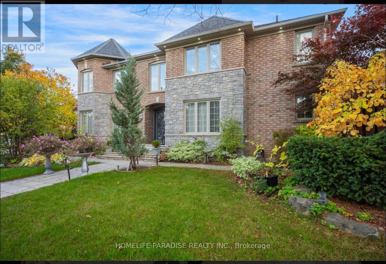 11 Oak Street, Halton Hills (Georgetown), Ontario  L7G 5T7 - Photo 9 - W14115294