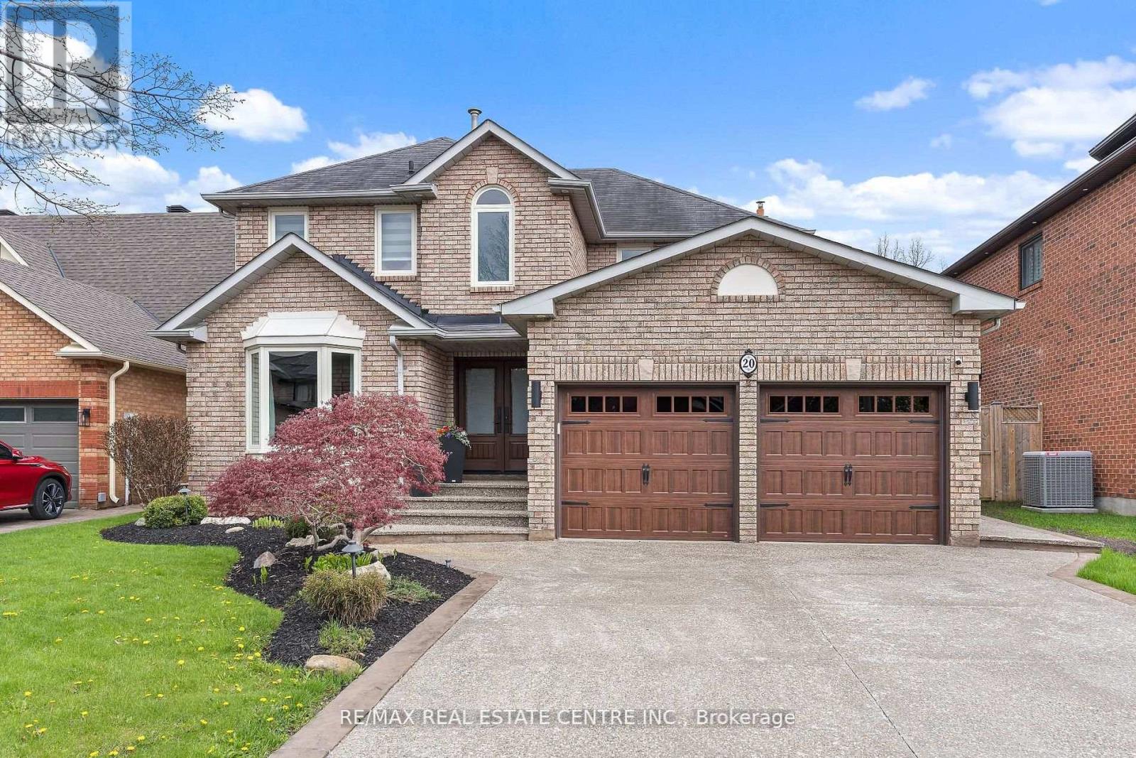 20 Nixon Crescent, Halton Hills (Georgetown), Ontario  L7G 5K2 - Photo 1 - W14121378