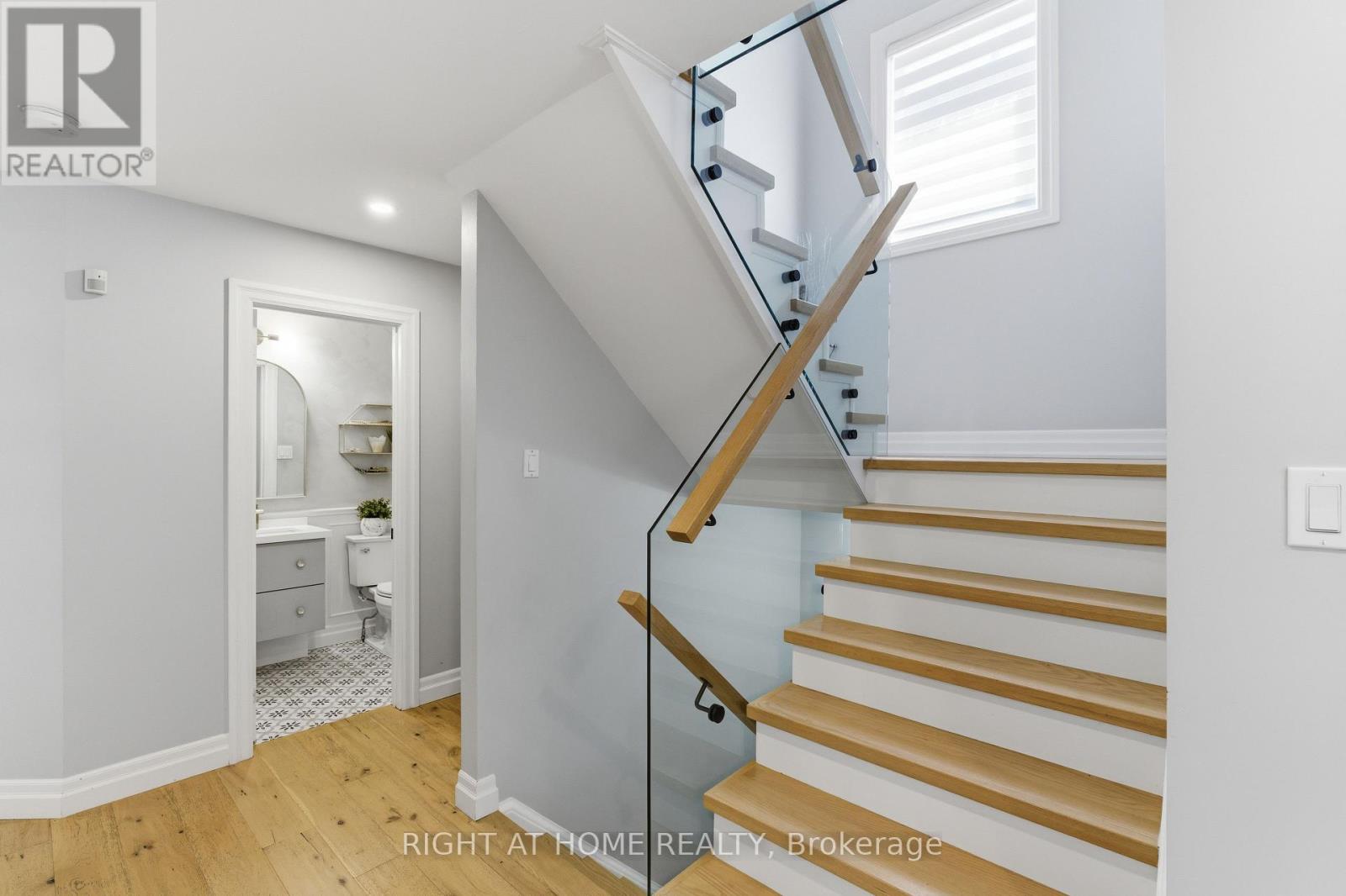 182 Mowat Crescent, Halton Hills (Georgetown), Ontario  L7G 6A4 - Photo 16 - W14121522