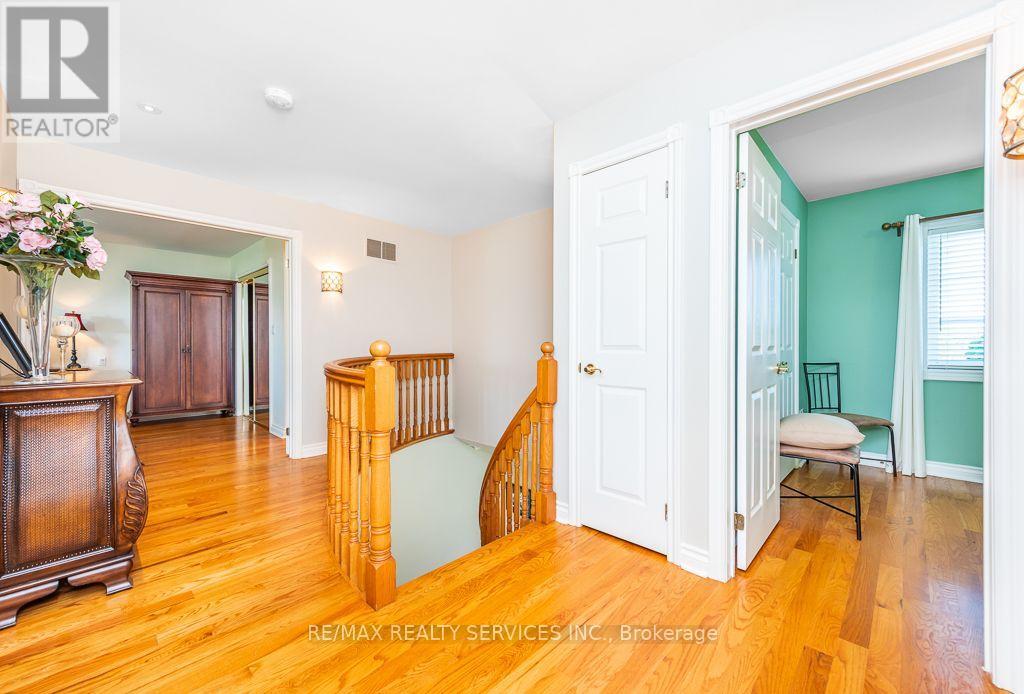 12 Southwinds Drive, Halton Hills (Rural Halton Hills), Ontario  L0P 1H0 - Photo 14 - W14125170
