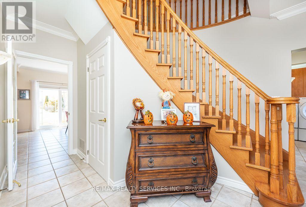12 Southwinds Drive, Halton Hills (Rural Halton Hills), Ontario  L0P 1H0 - Photo 34 - W14125170
