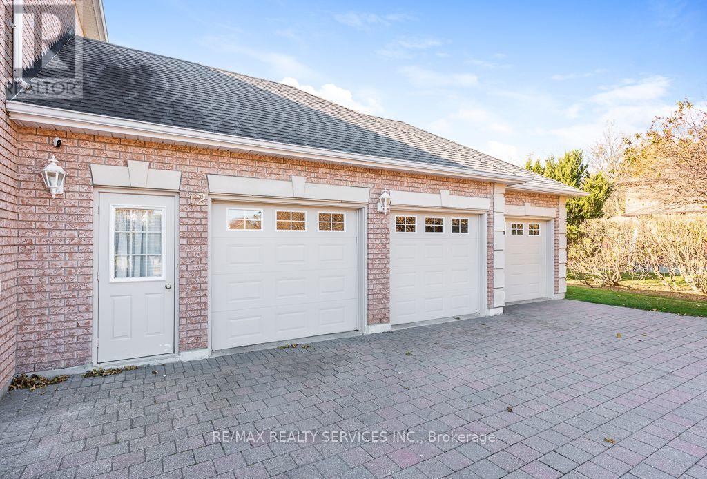 12 Southwinds Drive, Halton Hills (Rural Halton Hills), Ontario  L0P 1H0 - Photo 4 - W14125170