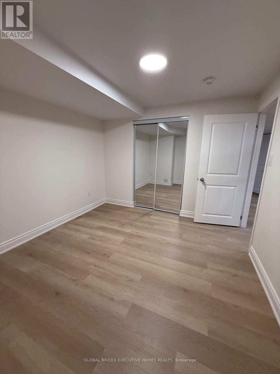 93 Donald Stewart Road E, Brampton (Northwest Brampton), Ontario  L7J 5J1 - Photo 11 - W14130278