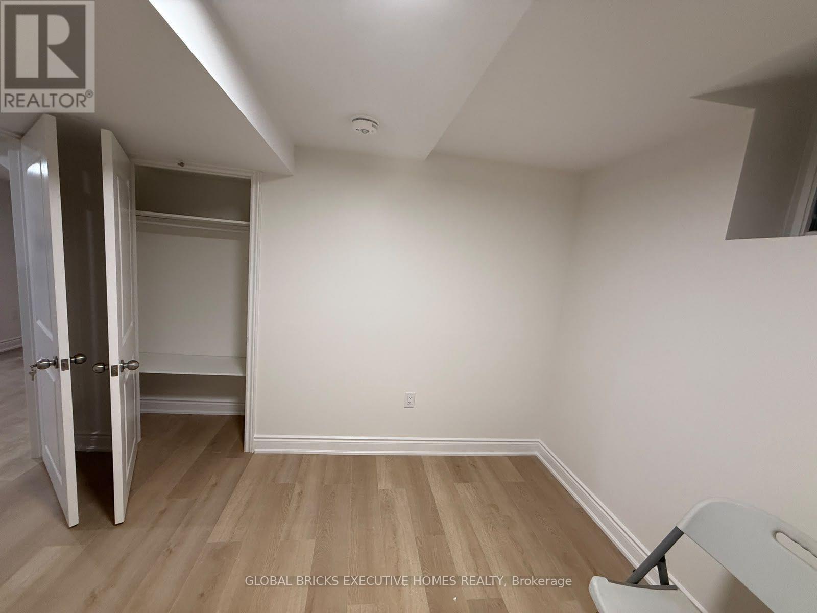 93 Donald Stewart Road E, Brampton (Northwest Brampton), Ontario  L7J 5J1 - Photo 3 - W14130278