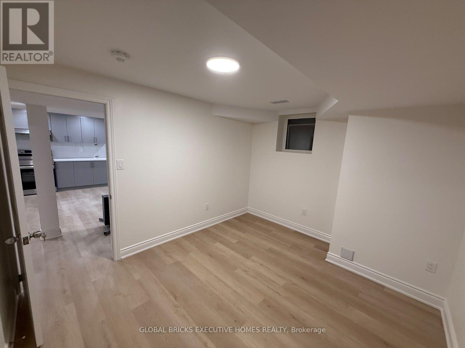 93 Donald Stewart Road E, Brampton (Northwest Brampton), Ontario  L7J 5J1 - Photo 5 - W14130278