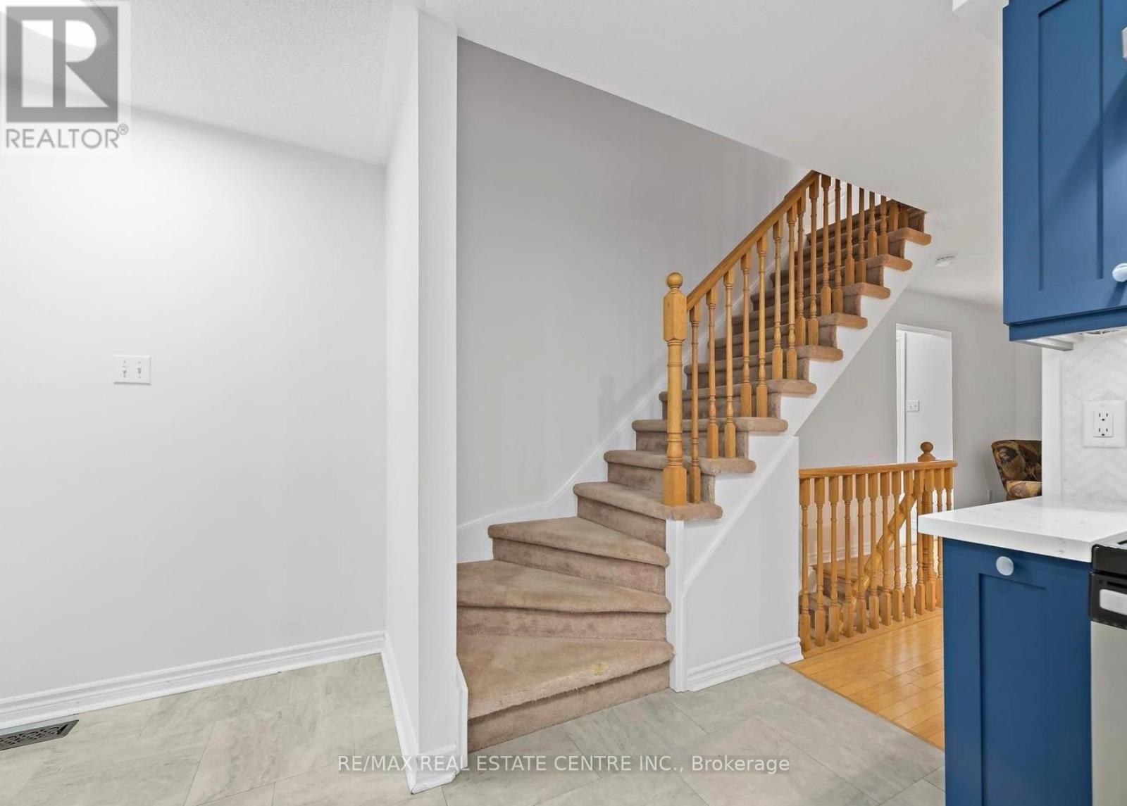 11 - 76 River Drive, Halton Hills (Georgetown), Ontario  L7G 2J2 - Photo 13 - W14130922