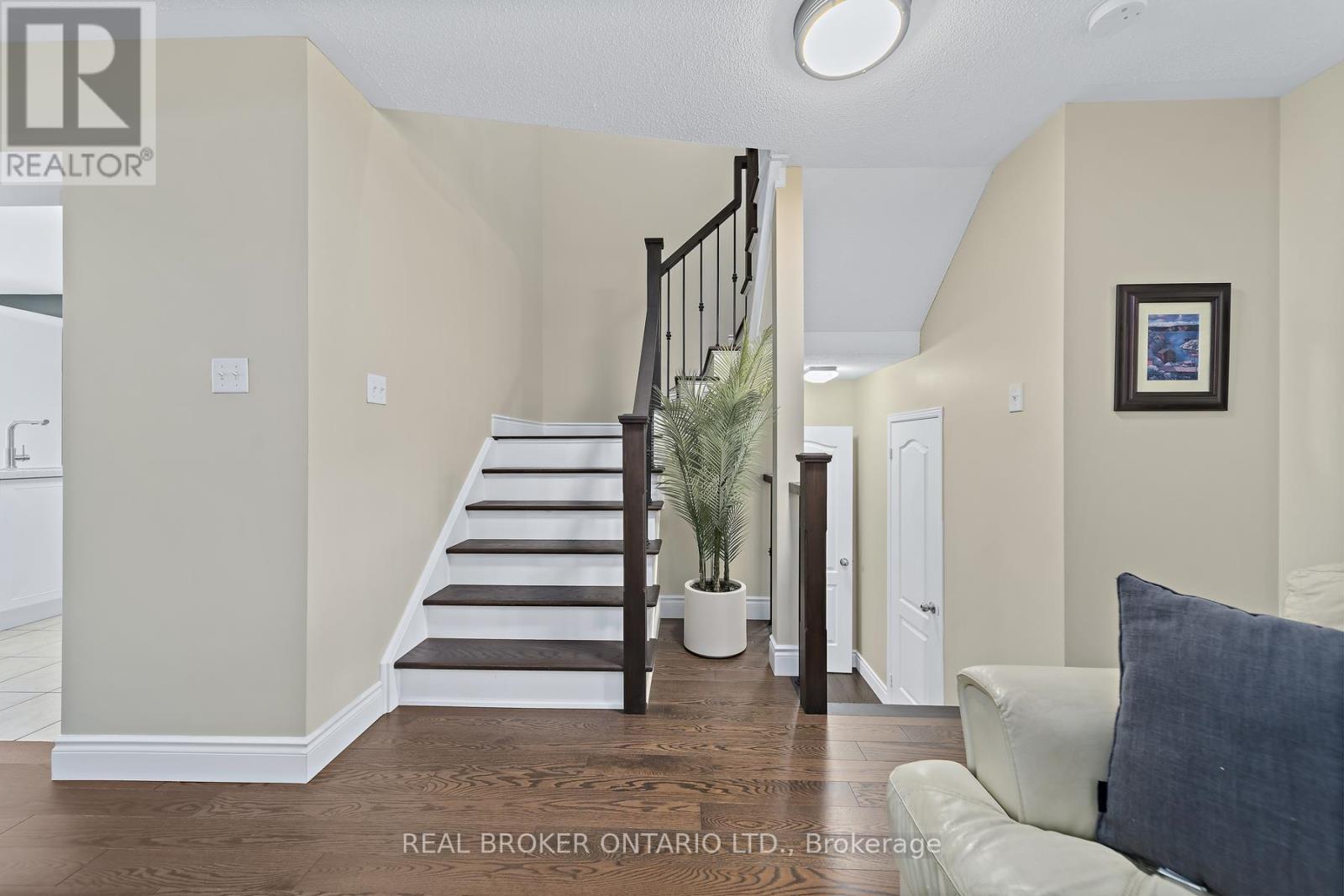 45 Woodcote Crescent, Halton Hills (Georgetown), Ontario  L7G 6M1 - Photo 15 - W14132676