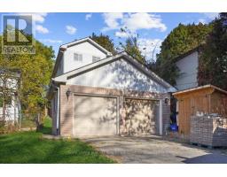 <div class="price">$3,000<small> Monthly</small></div> 7a John Street, Halton Hills (Georgetown)<br><div style="margin-bottom:8px;"><small>Royal LePage Real Estate Services Regan Real Estate</small></div><div class='bed_bath'>3 Bed | 2 Bath</div>