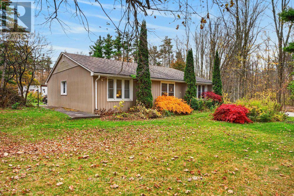 6628 17 Side Road, Halton Hills (Rural Halton Hills), Ontario  L7J 2M1 - Photo 1 - W14133450