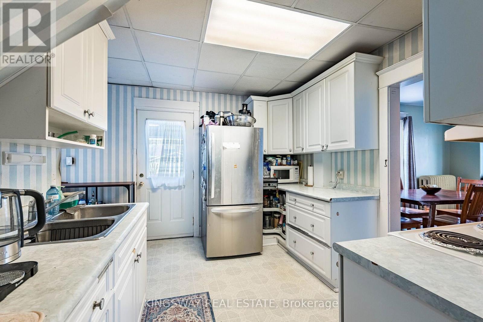74 Guelph Street, Halton Hills (Georgetown), Ontario  L7G 3Z5 - Photo 10 - W14134854